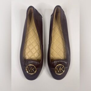 NWOT Michael Kors Lillie Moccasin Flat Size 9.5M
Burgundy Barolo Leather